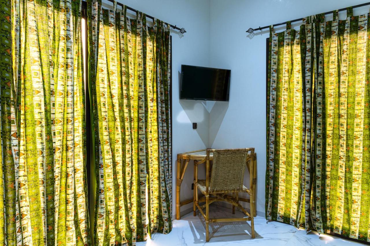 Chezbabo Wellness Hotel Ngaparou Екстериор снимка